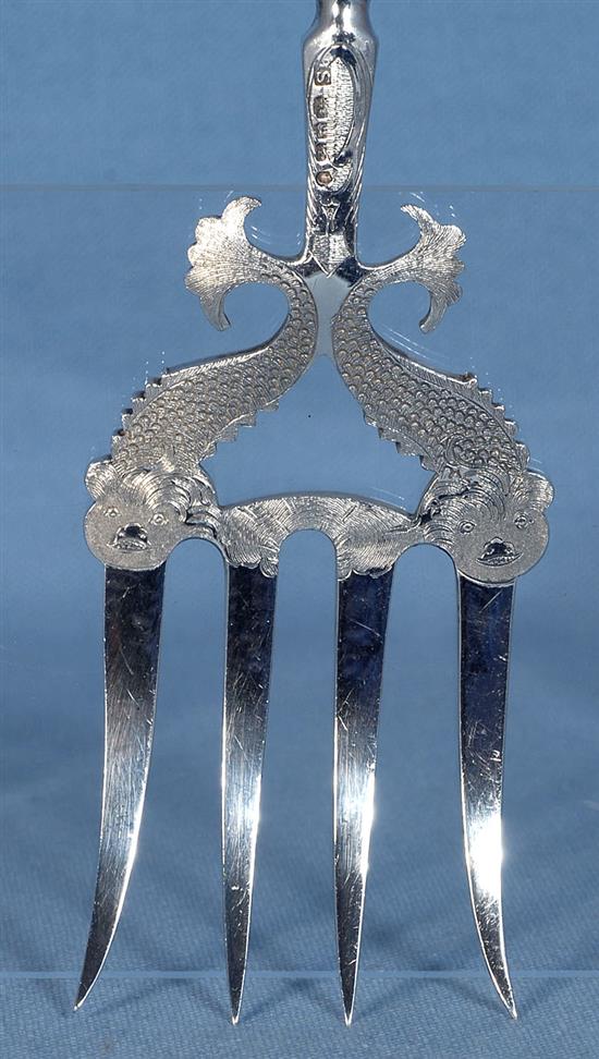 A pair of early Victorian silver fish servers, by Samuel Harwood, Knife 344mm.